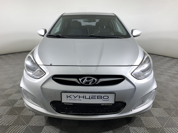 HYUNDAI Solaris 1.6, 2012 года, Автоматическая, СЕРЫЙ