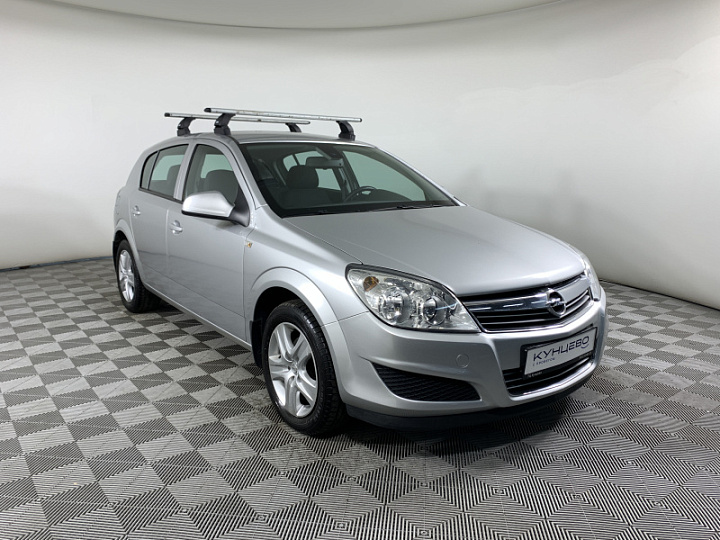 OPEL Astra 1.8, 2012 года, Автоматическая, Серебристый