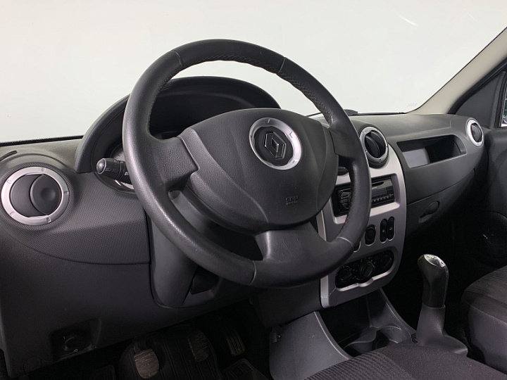 RENAULT Logan 1.6, 2013 года, Механика, БЕЖЕВЫЙ