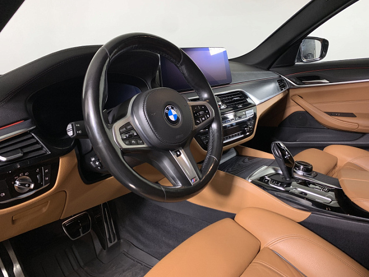 BMW 5 серии 3, 2021 года, Автоматическая, Черный