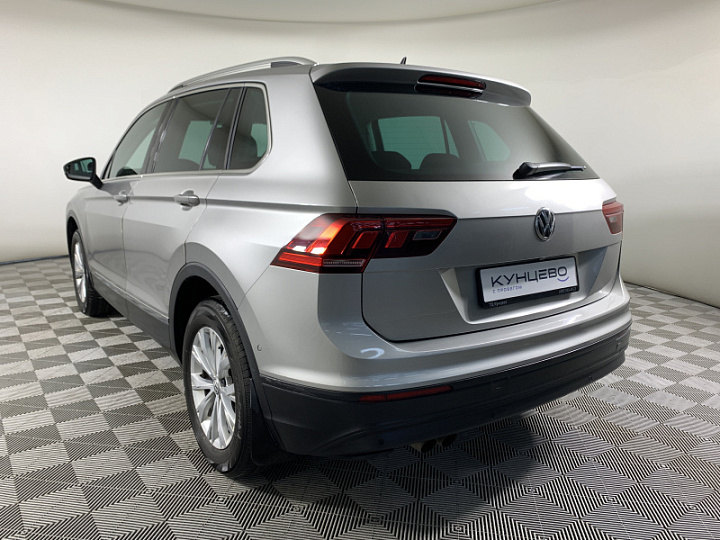 VOLKSWAGEN Tiguan 1.4, 2017 года, Робот, Серебристый