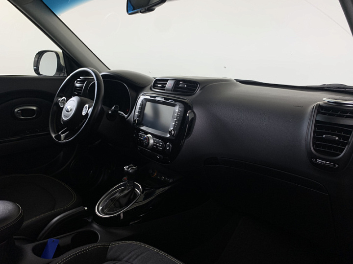 KIA Soul 1.6, 2015 года, Автоматическая, Бежевый