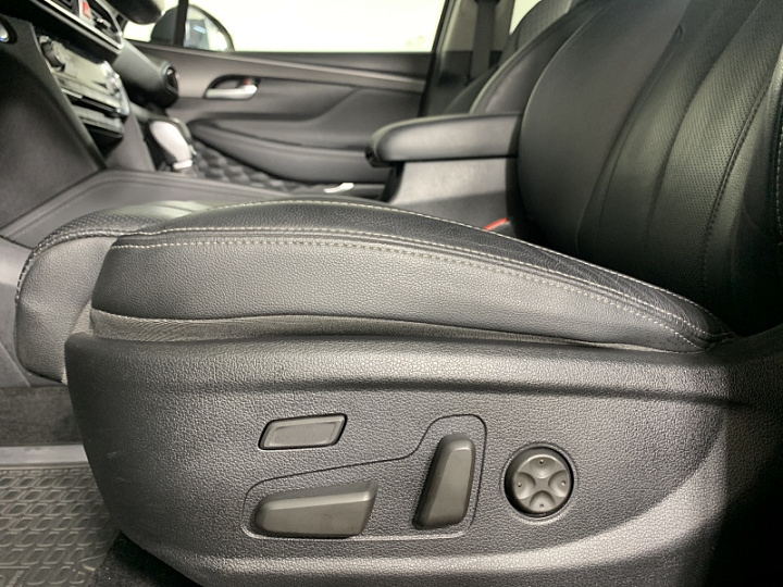 HYUNDAI Santa Fe 2.2, 2019 года, Автоматическая, ЧЕРНЫЙ