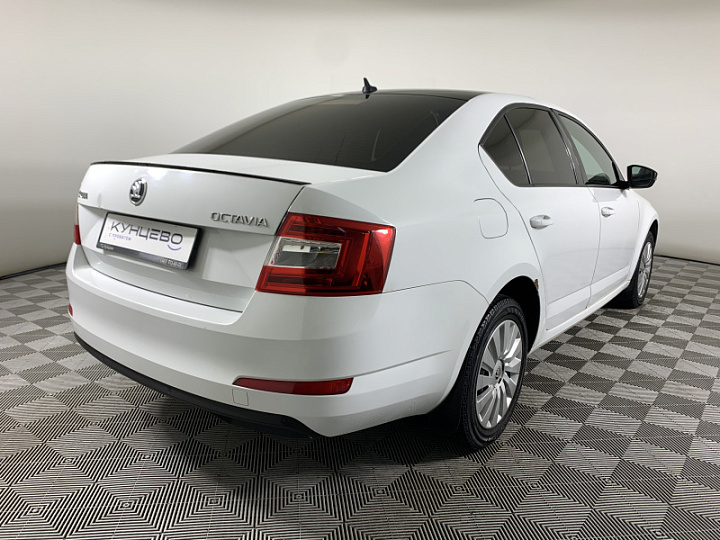 SKODA Octavia 1.8, 2016 года, Робот, БЕЛЫЙ