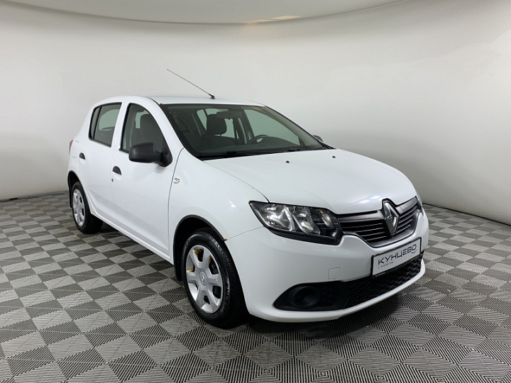 RENAULT Sandero 1.6, 2017 года, Механика, БЕЛЫЙ