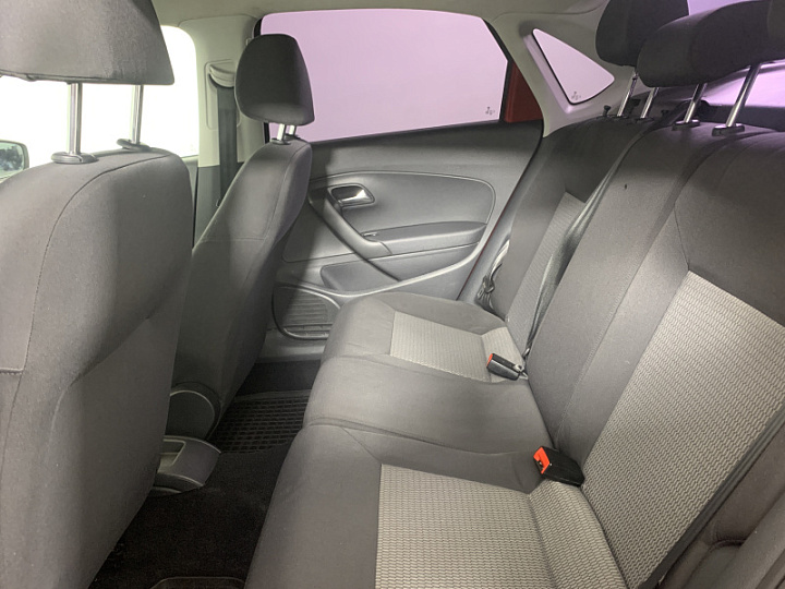 VOLKSWAGEN Polo 1.6, 2011 года, Механика, ВИШНЕВО-КРАСНЫЙ