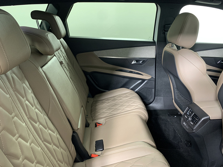 PEUGEOT 5008 1.8, 2023 года, Автоматическая, БЕЛЫЙ