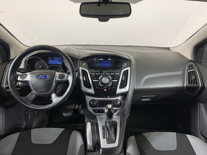 FORD Focus 2, 2012 года, Робот, Серебристый