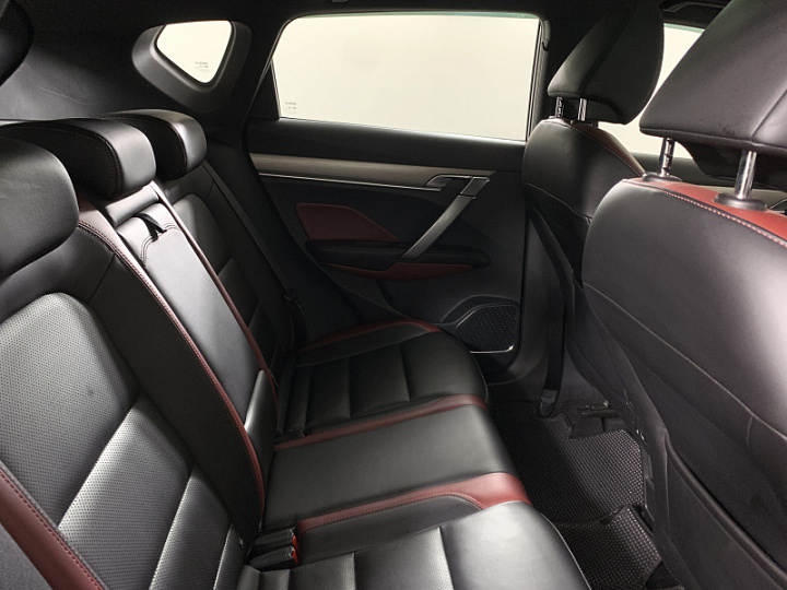 Geely Coolray 1.5, 2020 года, Робот, Серебристый