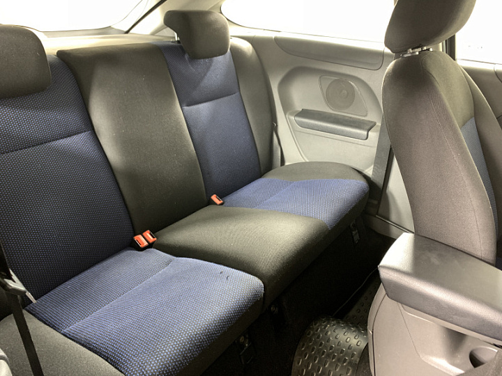 FORD Focus 1.6, 2006 года, Автоматическая, ТЕМНО-СЕРЫЙ