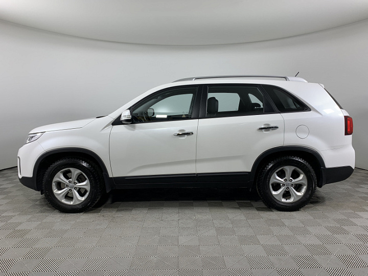 KIA Sorento 2.4, 2015 года, Автоматическая, БЕЛЫЙ