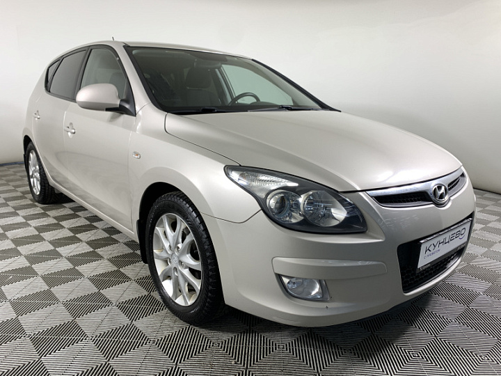 HYUNDAI i30 1.6, 2009 года, Автоматическая, БЕЖЕВЫЙ