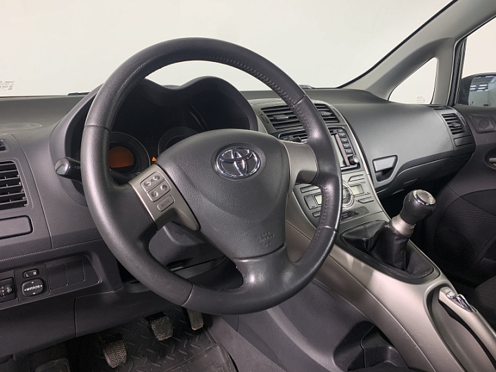 TOYOTA Auris 1.6, 2008 года, Механика, ЧЕРНЫЙ