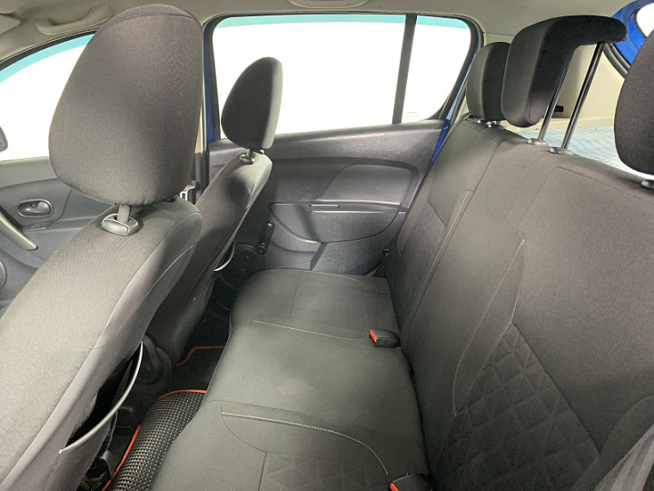 RENAULT Sandero 1.6, 2018 года, Автоматическая, Светло-синий