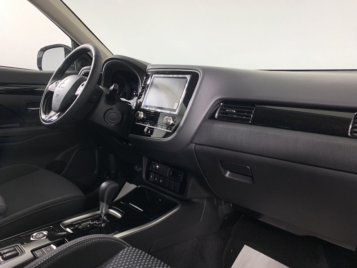 MITSUBISHI Outlander 2, 2021 года, Вариатор, БЕЛЫЙ