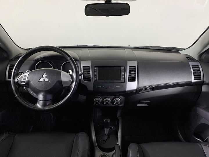 Mitsubishi Outlander 2.4, 2012 года, Вариатор, ЧЕРНЫЙ