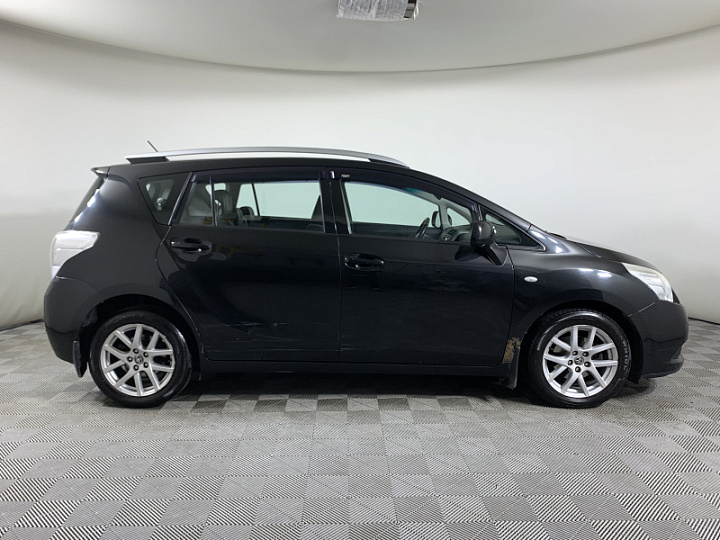 Toyota Verso 1.8, 2012 года, Вариатор, Черный