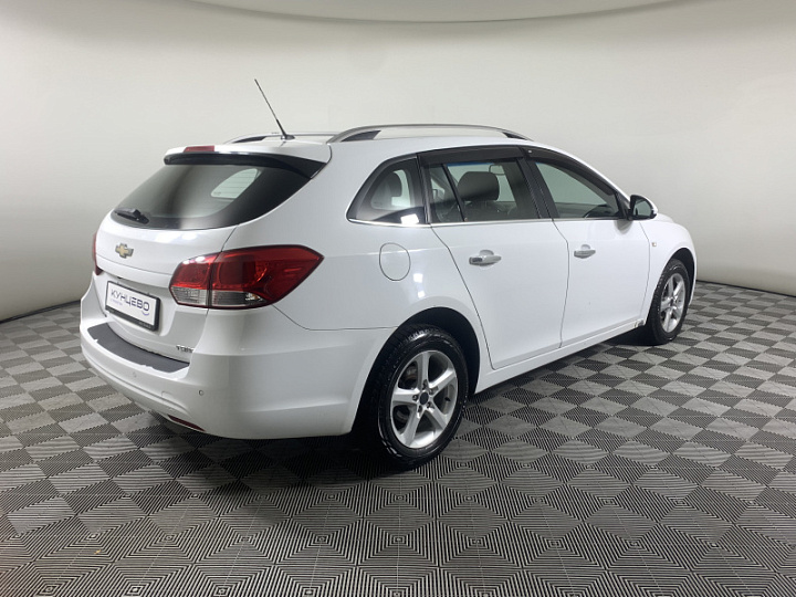 Chevrolet Cruze 1.8, 2013 года, Автоматическая, Белый