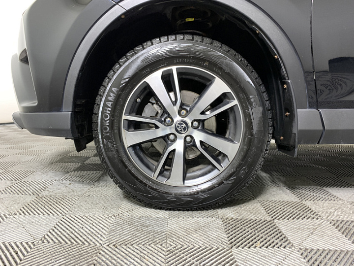 TOYOTA RAV4 2, 2017 года, Механика, ЧЕРНЫЙ