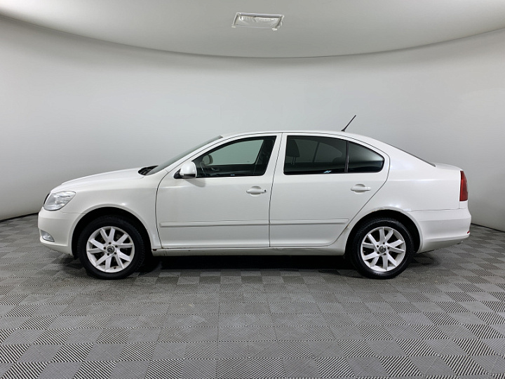 SKODA Octavia 1.4, 2012 года, Робот, БЕЛЫЙ