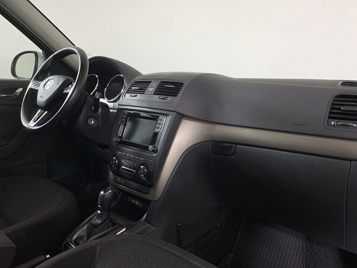 SKODA Yeti 1.6, 2016 года, Автоматическая, ТЕМНО-СЕРЫЙ