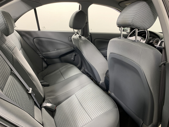 NISSAN Almera Classic 1.6, 2006 года, Механика, Серебристый