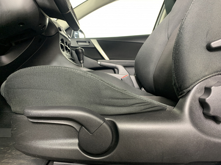 MAZDA 3 1.6, 2012 года, Автоматическая, БЕЛЫЙ