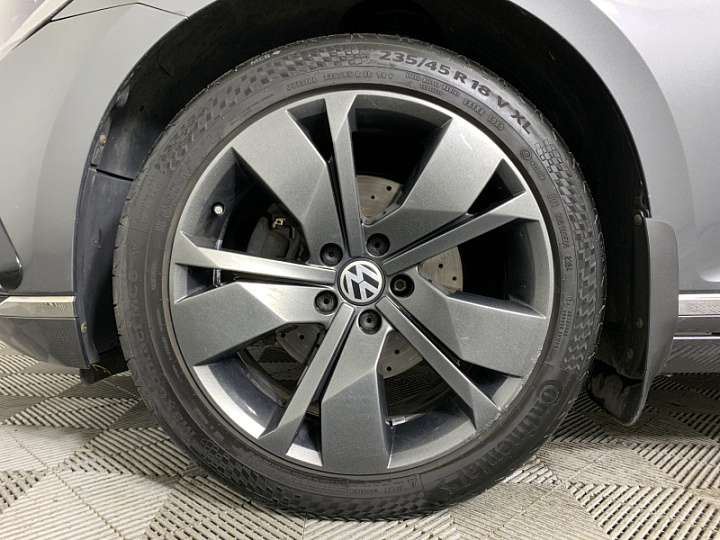 VOLKSWAGEN Passat 1.8, 2017 года, Робот, ТЕМНО-СЕРЫЙ