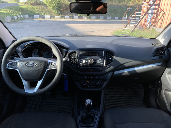 LADA (ВАЗ) Vesta 1.6, 2019 года, Механика, Белый