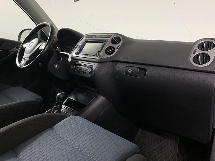 VOLKSWAGEN Tiguan 2, 2013 года, Автоматическая, ЧЕРНЫЙ