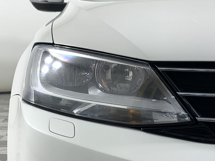 VOLKSWAGEN Jetta 1.6, 2015 года, Автоматическая, БЕЛЫЙ