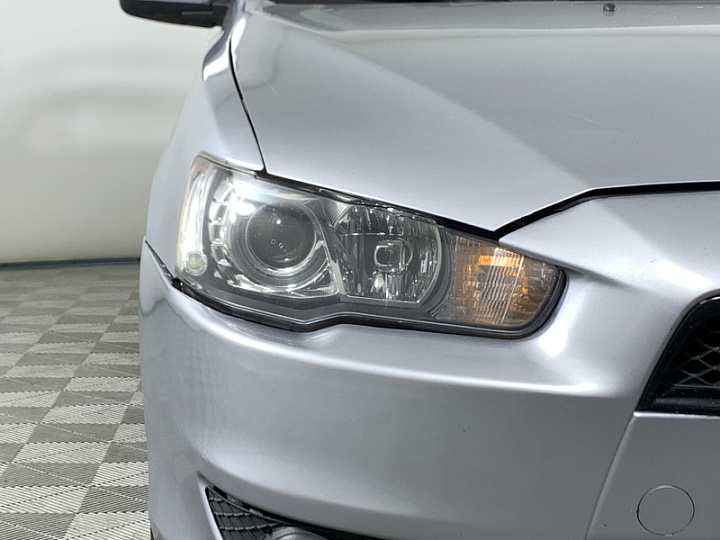 MITSUBISHI Lancer 1.5, 2009 года, Механика, Серебристый