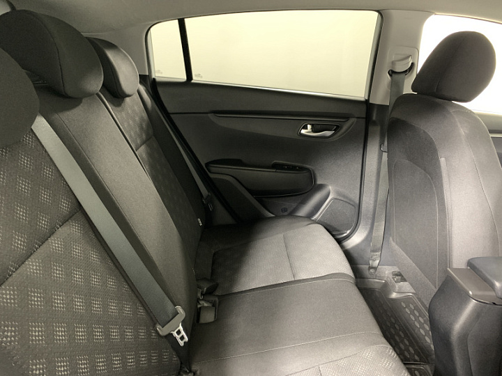 KIA Rio X-Line 1.6, 2020 года, Автоматическая, БЕЛЫЙ