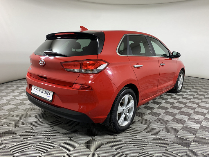 HYUNDAI i30 1.6, 2017 года, Автоматическая, КРАСНЫЙ