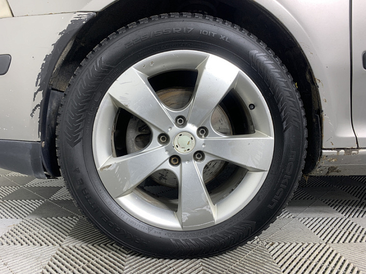 SKODA Octavia 2, 2008 года, Робот, Золотистый