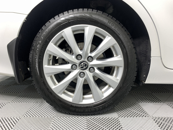 TOYOTA Camry 2.5, 2019 года, Автоматическая, БЕЛЫЙ