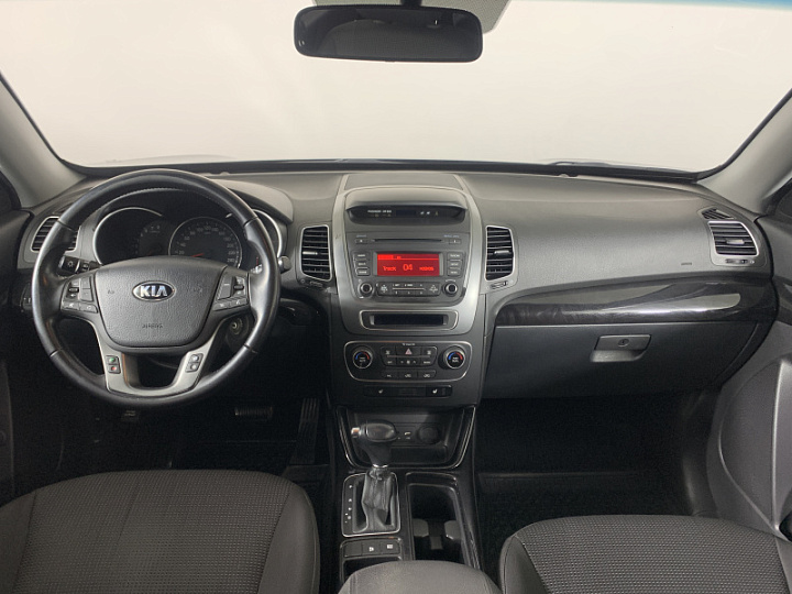 KIA Sorento 2.4, 2017 года, Автоматическая, ЧЕРНЫЙ