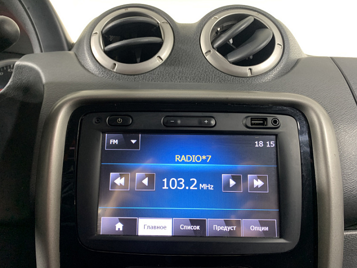 RENAULT Duster 1.6, 2014 года, Механика, Темно-Коричневый