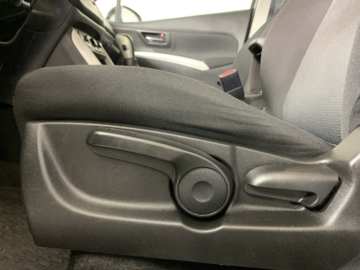 SUZUKI SX4 1.6, 2014 года, Вариатор, Серебристый