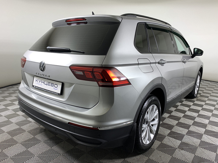 Volkswagen Tiguan 1.4, 2021 года, Робот, Серый