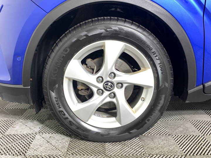 Toyota C-HR 1.197, 2019 года, Автоматическая, Синий