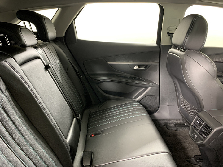 PEUGEOT 4008 1.6, 2023 года, Робот, ЧЕРНЫЙ