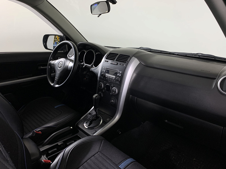 Suzuki Grand Vitara 2.4, 2011 года, Автоматическая, Серый