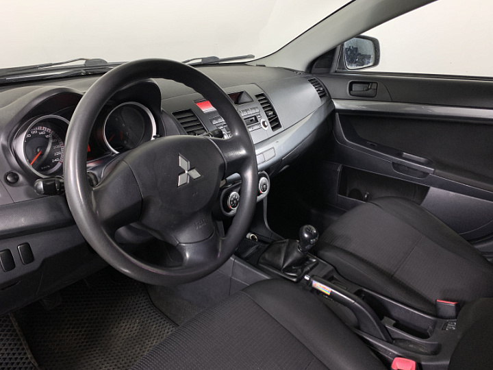 MITSUBISHI Lancer 1.5, 2009 года, Механика, Серебристый