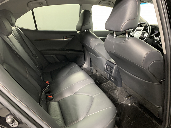 TOYOTA Camry 2.5, 2018 года, Автоматическая, Черный металлик