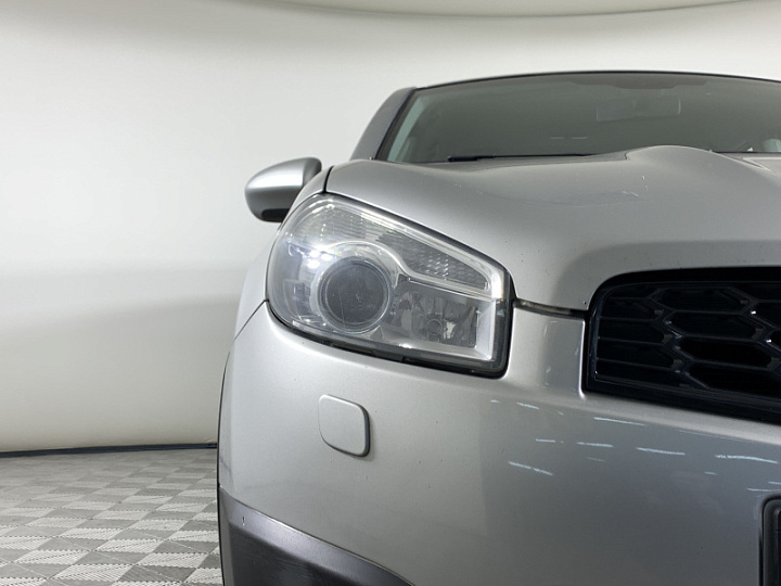 NISSAN Qashqai 1.6, 2013 года, Вариатор, Серебристый