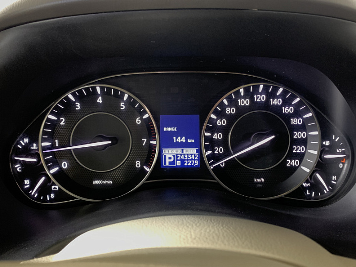 Nissan Patrol 5.6, 2010 года, Автоматическая, Черный