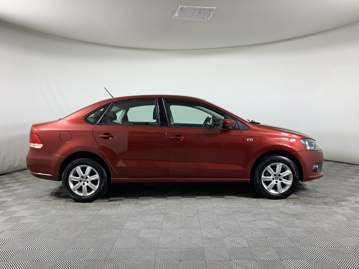 VOLKSWAGEN Polo 1.6, 2013 года, Автоматическая, ВИШНЕВО-КРАСНЫЙ