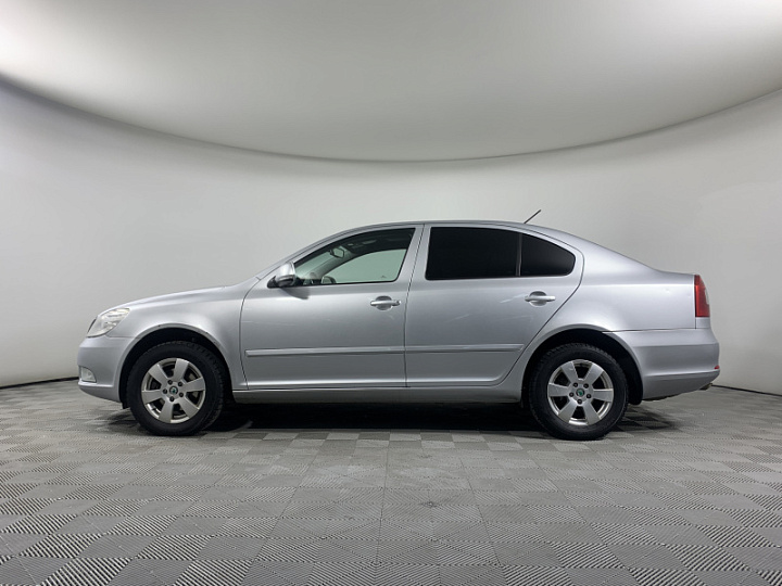 SKODA Octavia 1.6, 2013 года, Автоматическая, Серебристый