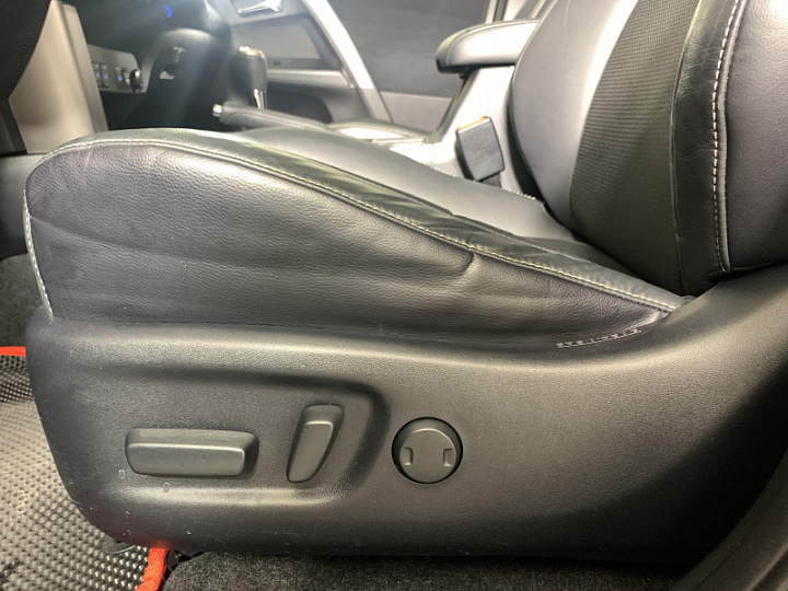 Toyota RAV4 1.987, 2016 года, mmt6, Светло-коричнывый